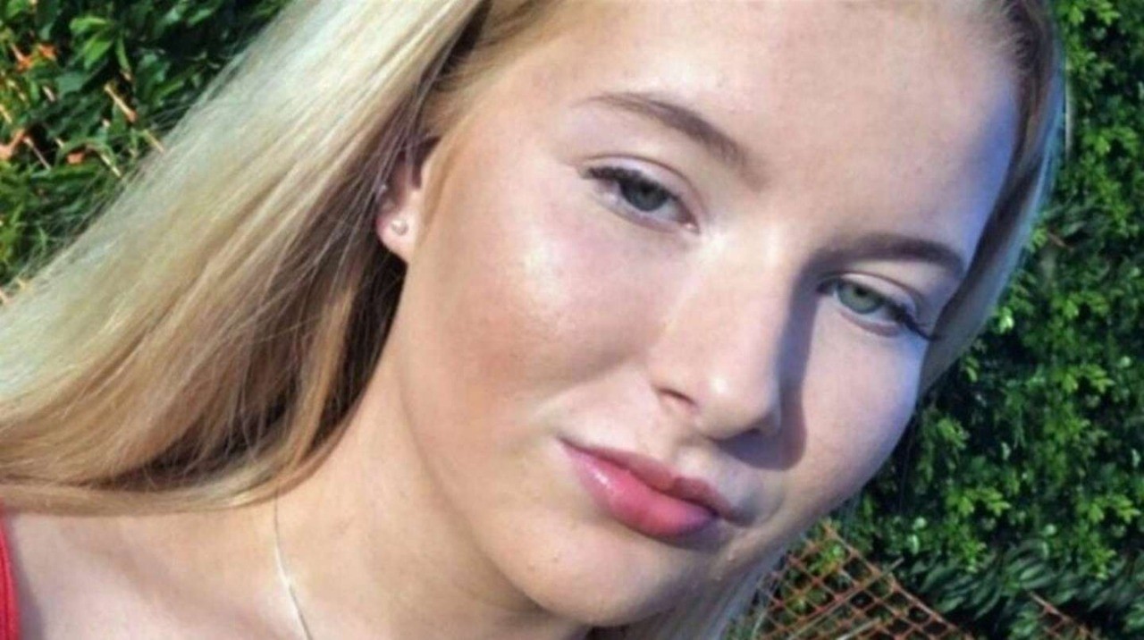 Peligroso reto viral: ya murió una chica de 16 años por inhalar desodorante | Tecnología