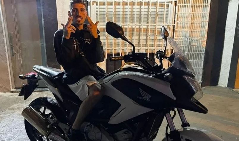 El cantante de cumbia "El Noba" sufrió un accidente con su moto y fue internado de urgencia | Información General