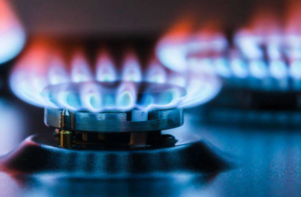 Junio llega con aumentos en las tarifas de luz y gas | Economía y negocios