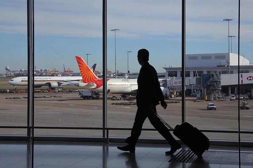 Los argentinos que viajen a Europa tendrán que pagar un trámite especial obligatorio | Información General