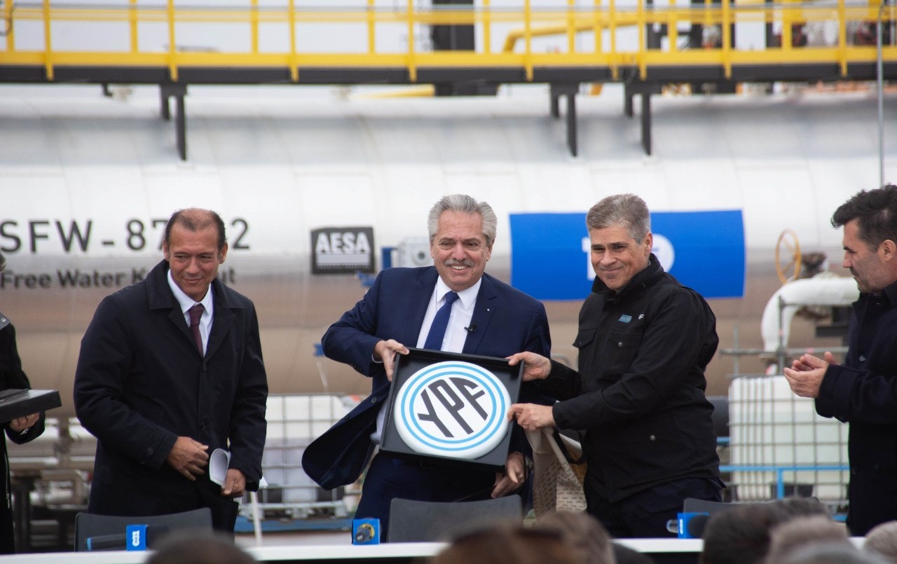 Denuncia penal por irregularidades en la licitación del gasoducto Néstor Kirchner | Política