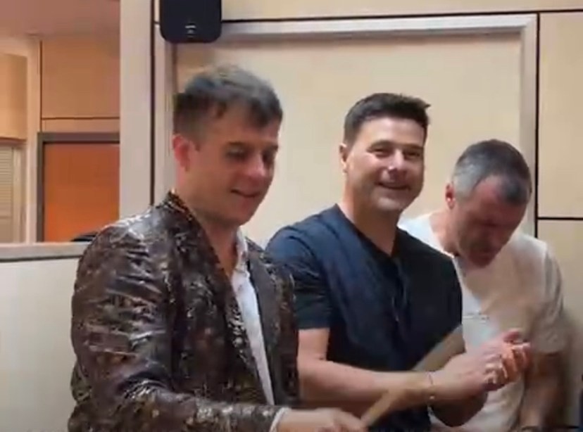 Video: Mauricio Pochettino disfrutó del show de Los Palmeras en el Consulado de Barcelona | Espectáculos