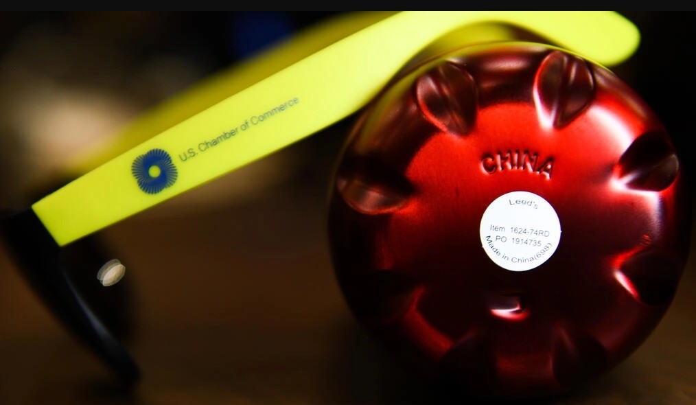 En una reunión paralela a la Cumbre de las Américas, EE.UU. repartió regalos "hechos en China" | Internacionales