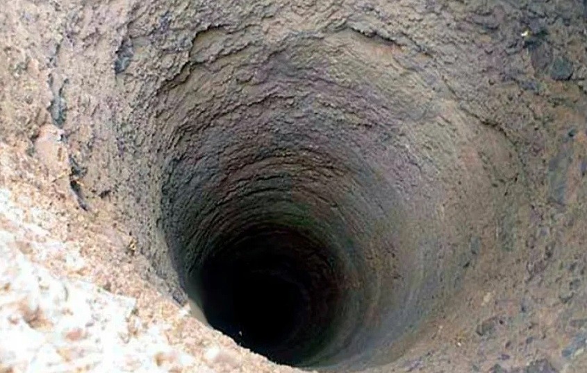 Un nene se cayó en una letrina: su madre se tiró al pozo para salvarlo | Información General