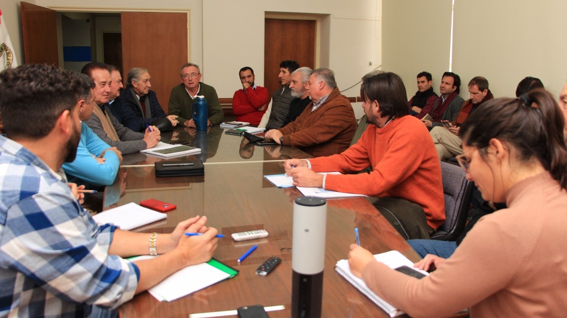 Se implementará un programa nacional para financiar obras de infraestructura rural | Información General