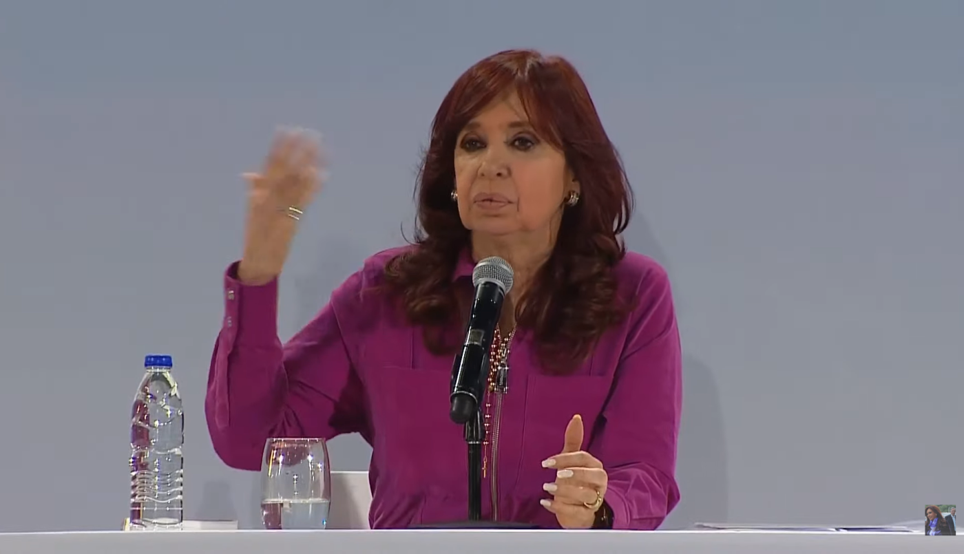 Cristina Fernández le respondió al Presidente: "Perón cazó la lapicera y no la largó más" | Política