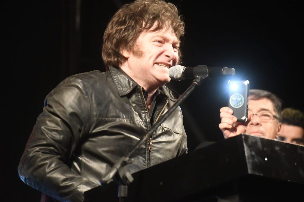 Milei: "Les avisé desde el primer momento que Guzmán era un incompetente” | Política