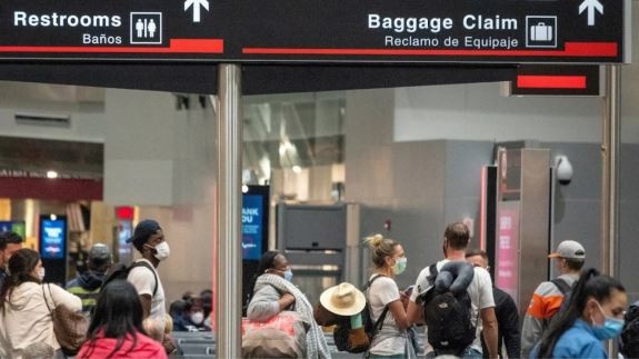 La polémica frase de Batakis sobre el derecho a viajar: "Colisiona con la generación de trabajo” | Economía y negocios