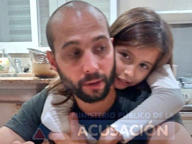 Solicitan dar con el paradero de un padre y su hija | Servicios