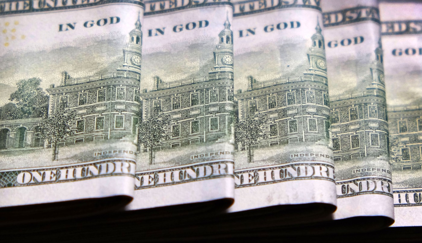 Se mantiene el blue y suben los dólares financieros | Economía y negocios