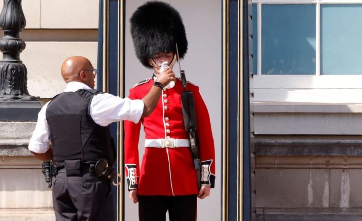 Por primera vez en la historia rige un "alerta roja" por calor extremo en Inglaterra | Internacionales