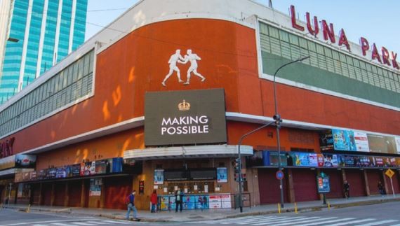 Denunciaron a la Iglesia por defraudación en un supuesto negociado en dólares del Luna Park | Información General