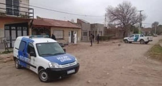 Una joven fue asesinada a tiros en una fiesta por un policía borracho al que habían echado | Información General