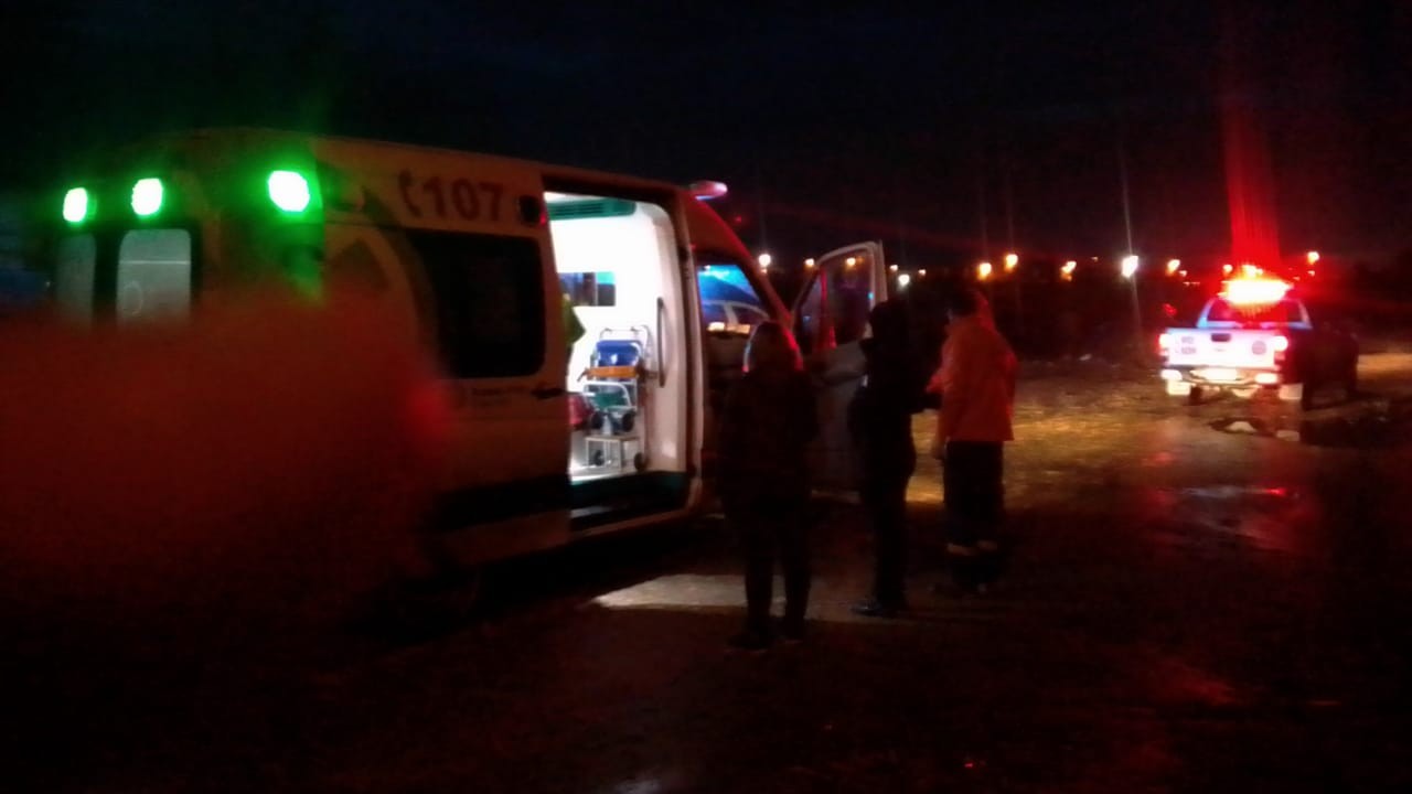 Rescataron con principio de hipotermia a un adulto mayor que cayó a una zanja con agua en Neuquén | Información General