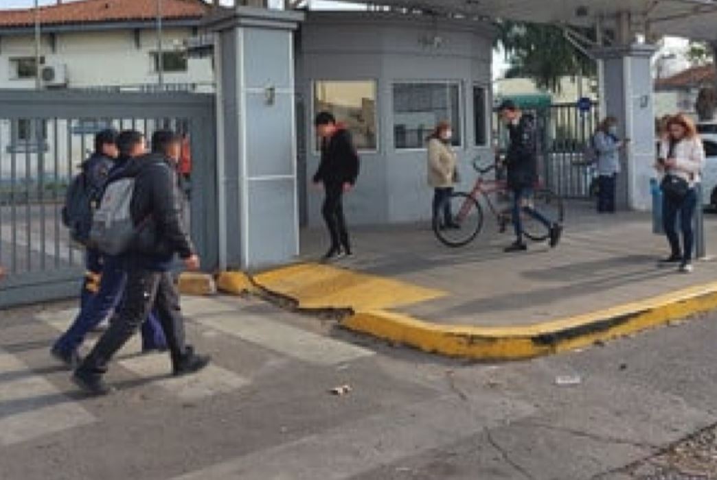 Son dos adolescentes detenidos acusados de balear en la cara al chico de 12 años en La Matanza | Información General