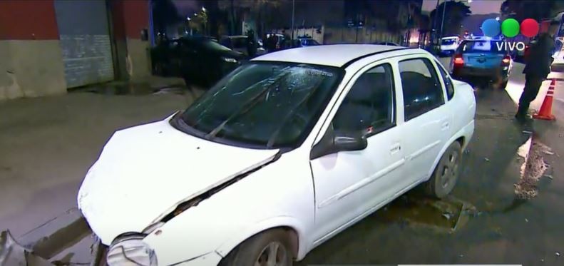 Dos heridos al chocar un patrullero y un auto en Nueva Pompeya | Información General