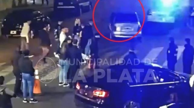Dio positivo de alcoholemia y se fugó, pero dejó a su novia en el control | Información General