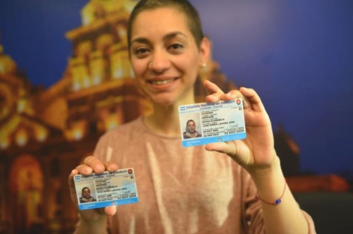 Se rectificaron: Florencia Andrade recibió una nueva licencia de conducir sin leyenda discriminatoria | Información General