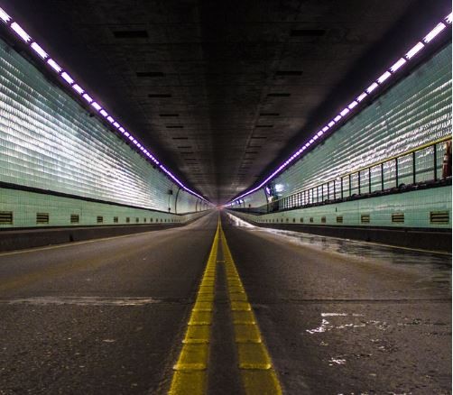 Ingresó agua al túnel subfluvial entre Paraná y Santa Fe y debieron reducir el tránsito | Información General