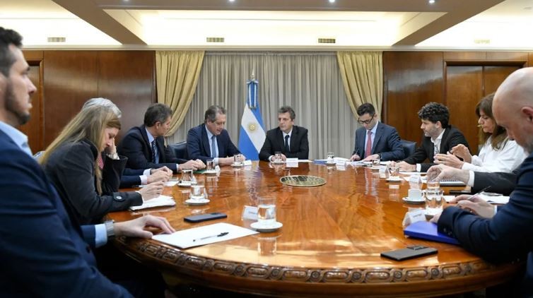 El Gobierno se reunió con empresas de consumo masivo para analizar el ordenamiento de precios | Economía y negocios