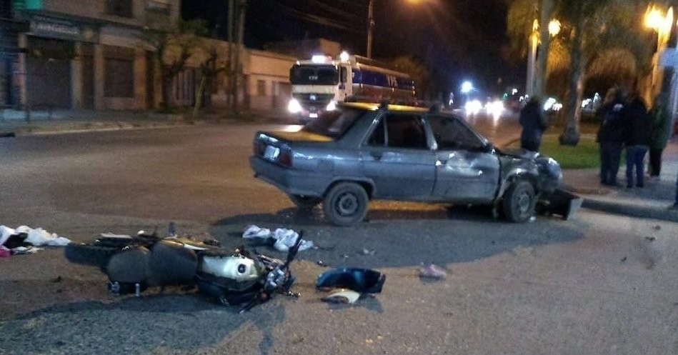 Murió una mujer embarazada de 5 meses al chocar la moto en la que iba como acompañante | Información General