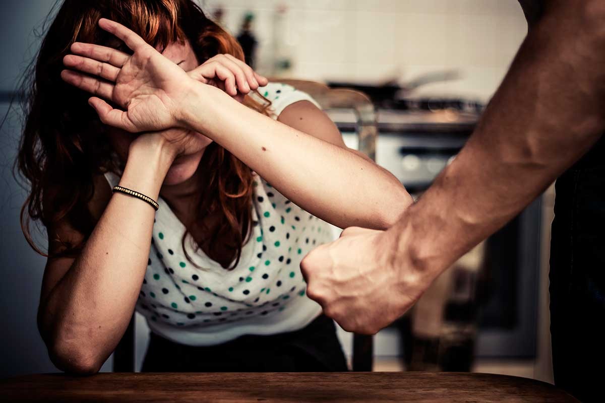 Horror en zona sur: apuñaló a su pareja delante de su hija de 4 años | Rosario y la región
