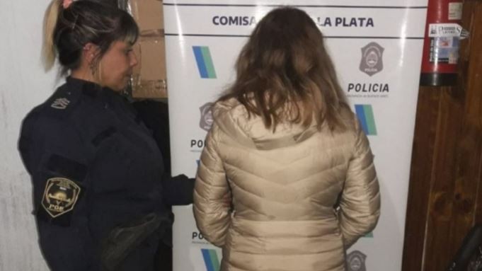 Quiso tirarse a las vías con su hijo en brazos, pero su cuñada lo impidió | Información General