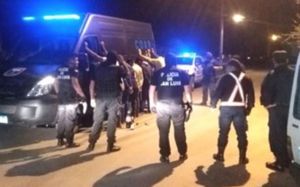 San Luis: un policía murió tras ser atacado a pedradas por asaltantes | Información General