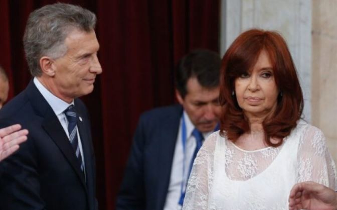 Mauricio Macri habló sobre la posibilidad de un encuentro con Cristina Kirchner: "Con la Constitución sobre la mesa, sí" | Política