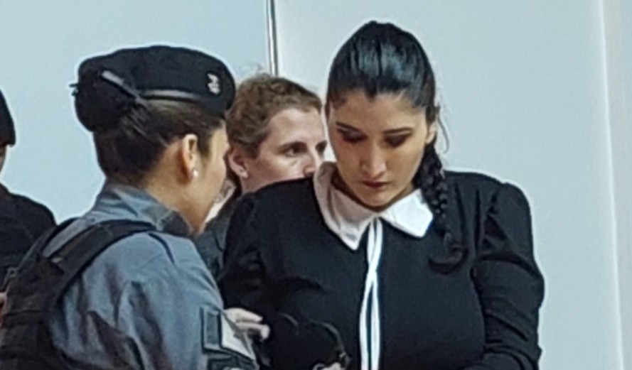 Mujer embarazada discutió con su ex y lo mató a puñaladas: alegó legítima defensa pero la condenaron a prisión perpetua | Información General