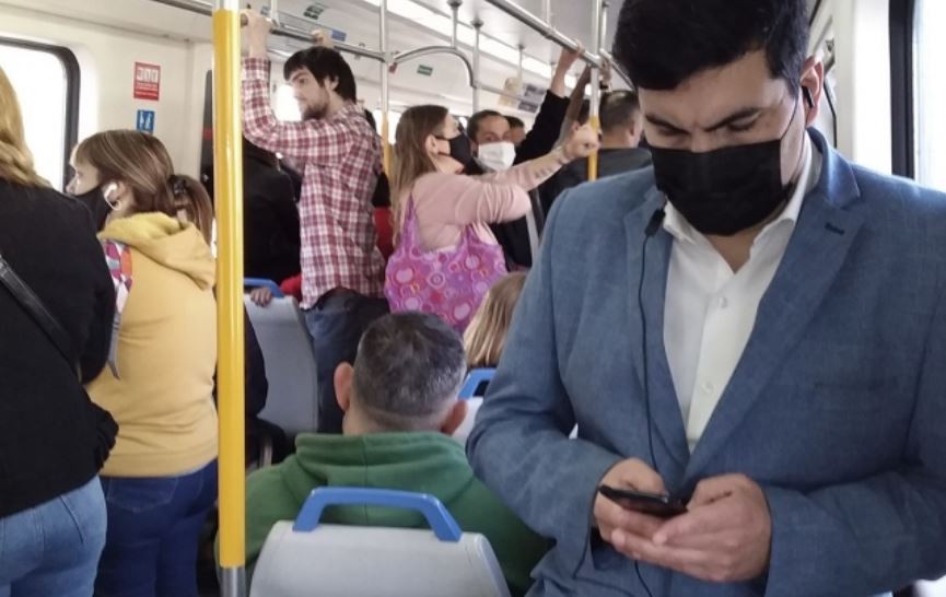Oficial: ya no es obligatorio el uso del barbijo en el transporte público | Información General
