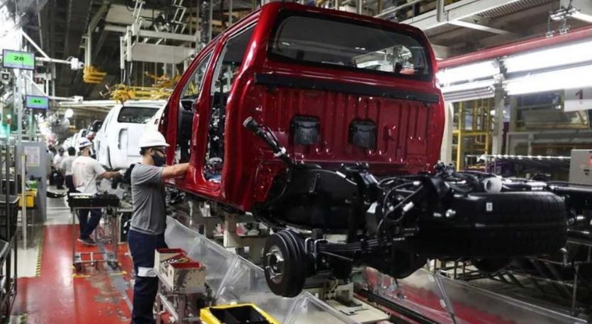 Toyota interrumpirá la producción en su planta de Zárate por falta de neumáticos | Economía y negocios