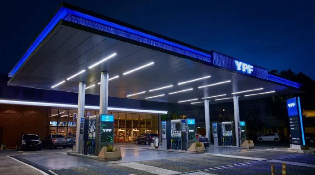 El Gobierno advirtió que volverá a aumentar la nafta antes de fin de año | Política