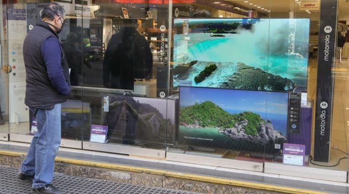 Se lanzará un programa a 30 cuotas para comprar televisores, aires acondicionados y celulares a baja tasa | Economía y negocios