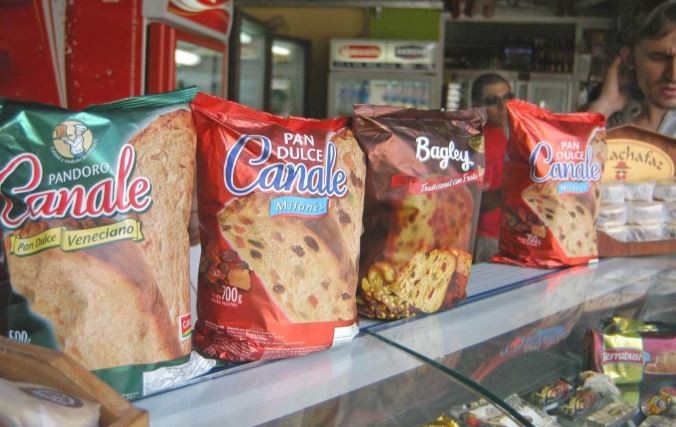 Desarrollo Social compró casi 2.800 toneladas de pan dulce y budín para sectores vulnerables | Política