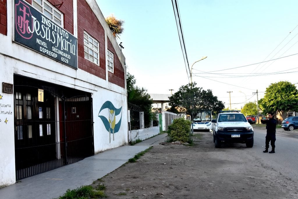 Alumno llevó gas pimienta a la escuela: otros 6 chicos terminaron intoxicados | Información General