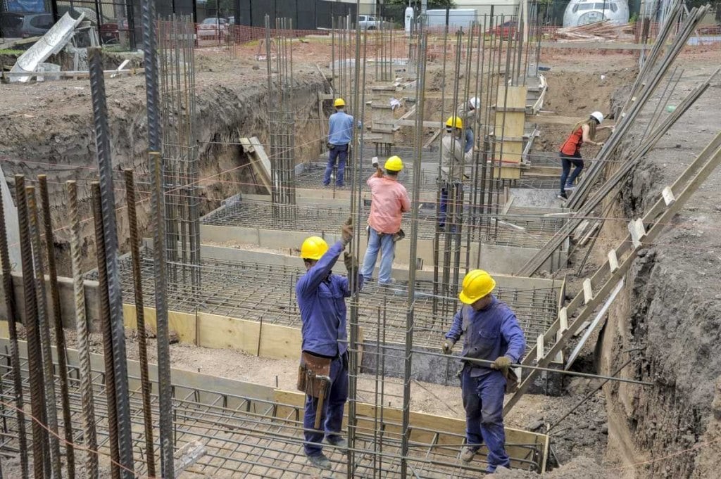 Constructores rechazan que cooperativas de trabajo participen en licitaciones de obras | Información General