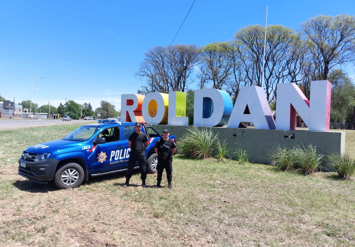 Dos policías le salvaron la vida a un bebé que no podía respirar | Rosario y la región