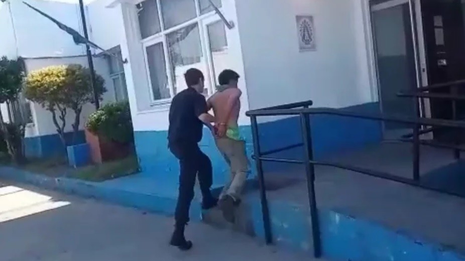 Quiso asesinar a su hermana e hirió al perro que intentó defenderla | Información General