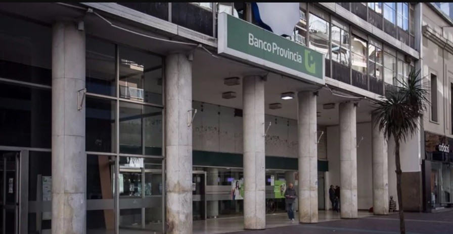 Salidera bancaria: le rompieron un ojo al robarle un millón y medio de pesos | Información General
