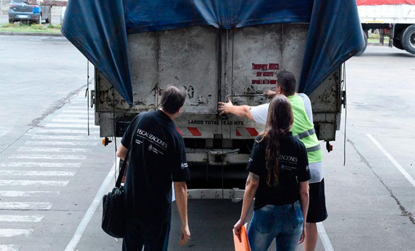 "Precios Justos": Denuncian a Camioneros y a Tombolini | Política y Economía