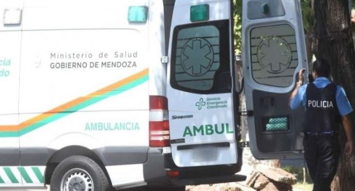 Llevaba a su hijo en bicicleta y fueron atropellados: ambos murieron en el acto y el conductor escapó | Información General