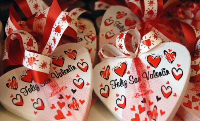 Los regalos de San Valentín llegan con aumentos de hasta un 120% | Información General