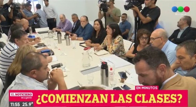 Conflicto docente: definen si van al paro y se posterga el inicio de clases | Información General