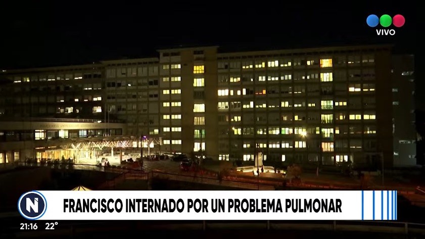 Francisco suspende dos días de audiencias tras ser ingresado en un hospital de Roma | Internacionales