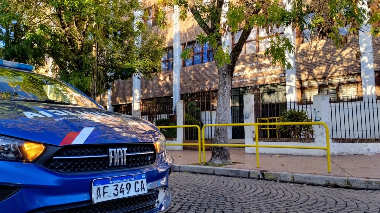 Balaceras a escuelas: miedo y cambio de hábitos en la comunidad educativa | Rosario y la región