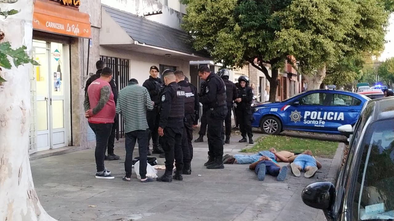 Asaltaron una distribuidora y se llevaron más de 4 millones de pesos | Rosario y la región