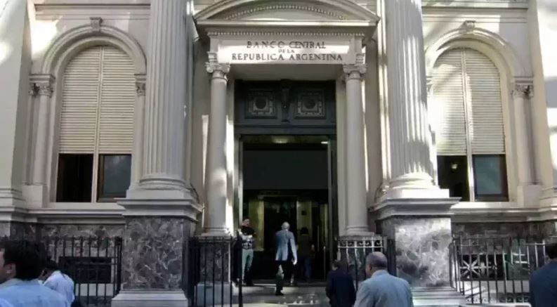 El Estado ya se lleva más de la mitad del crédito de los bancos | Política y Economía