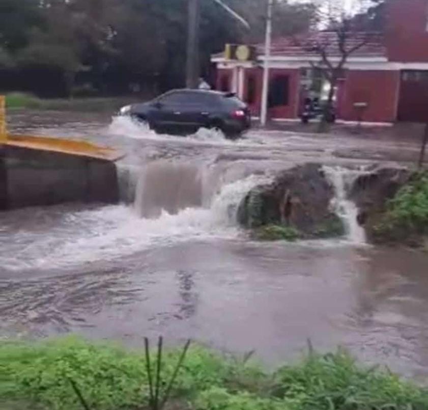 Se inundó Sunchales: en dos horas y media cayeron 140 milímetros | Rosario y la región