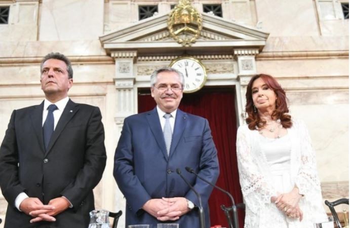 Massa, con Alberto Fernández en el tedeum y con Cristina Kirchner en la Plaza de Mayo | Política y Economía